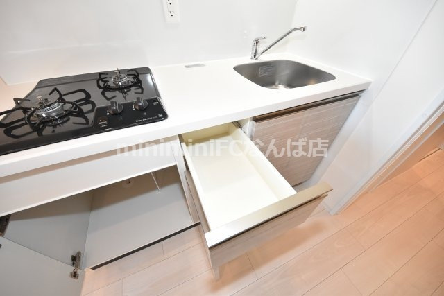 シーズンフラッツ新町