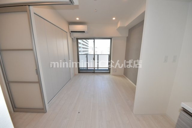 シーズンフラッツ新町