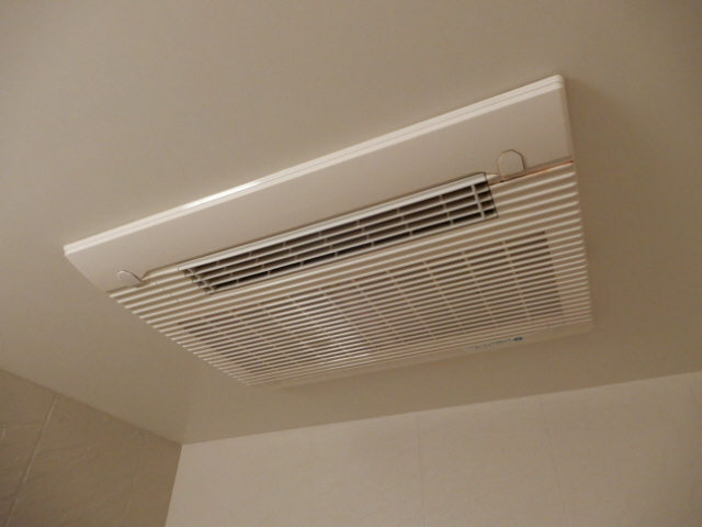 加古川市野口町古大内のアパートの浴室