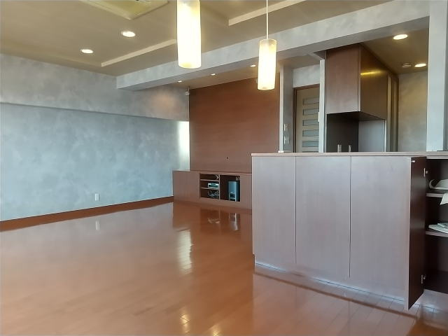 チサンマンション紀の川・ｵｰﾅｰﾁｪﾝｼﾞ・59050の居間・リビング