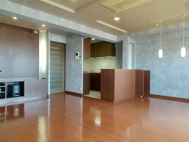 チサンマンション紀の川・ｵｰﾅｰﾁｪﾝｼﾞ・59050の居間・リビング