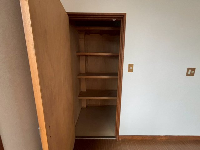 岡崎市戸崎町貸事務所の収納