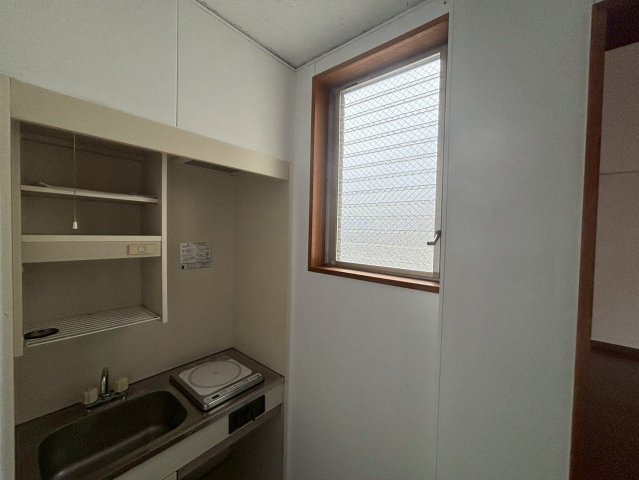 岡崎市戸崎町貸事務所のキッチン