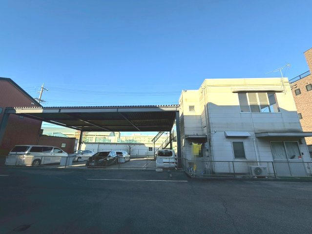 岡崎市戸崎町貸事務所の外観