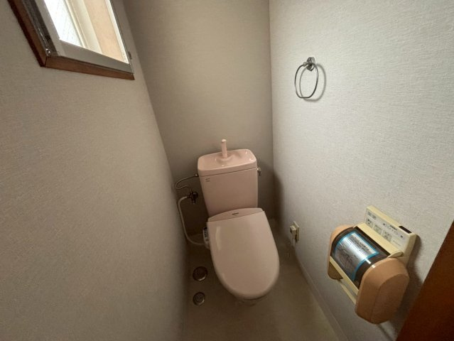 岡崎市戸崎町貸事務所のトイレ