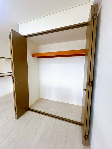 サン・エアポートNODA 5階の収納|◆LDKにも収納がございます。