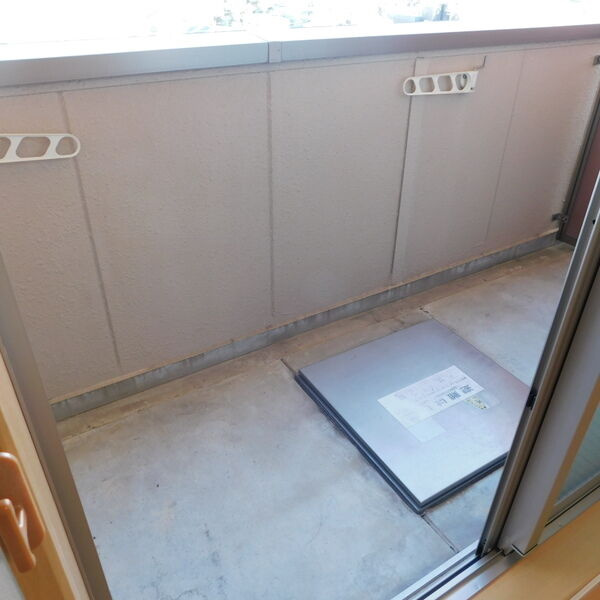 ノーブルコート　名古屋市賃貸　仲介手数料無料のバルコニー