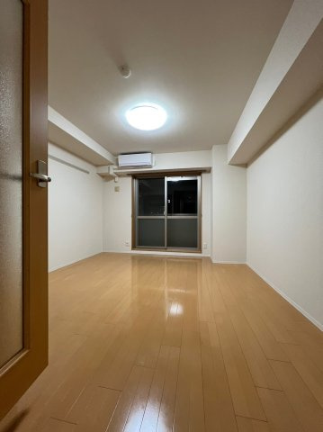 ノーブルコート　名古屋市賃貸　仲介手数料無料の居間・リビング