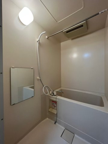 ノーブルコート　名古屋市賃貸　仲介手数料無料の浴室