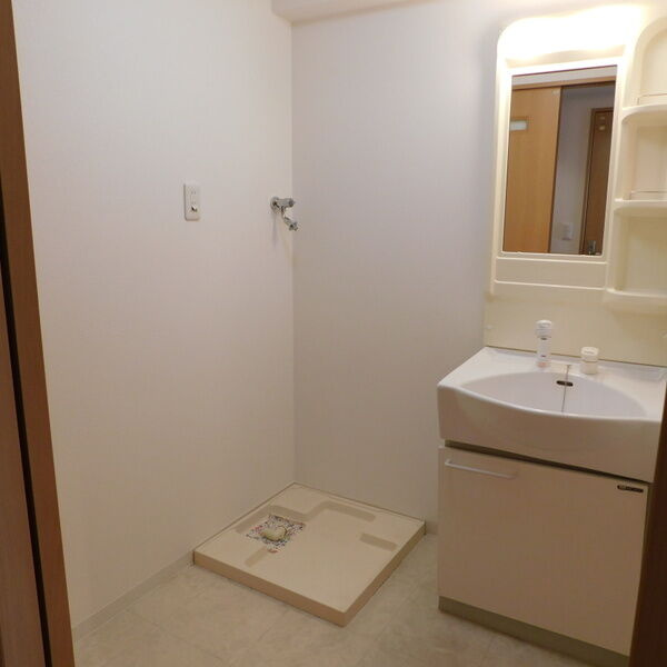 ノーブルコート　名古屋市賃貸　仲介手数料無料の洗面所