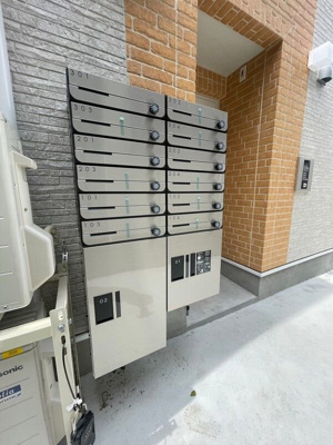 【エントランス】 | Ｒｅｂｅｒｔｙ板橋本町