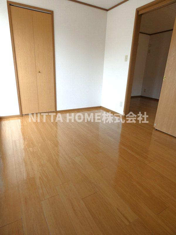 グリーンスクエアⅠの寝室|寝室スペースにもぴったり♪