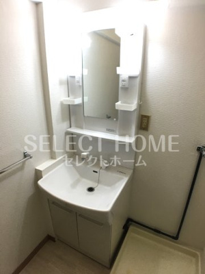 【独立洗面台】 | パークサイドこうむら | 朝の身支度には欠かせない独立洗面化粧台同型タイプ