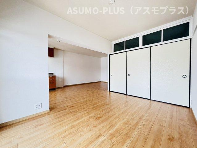 コーポユキの居間・リビング|別号数タイプ