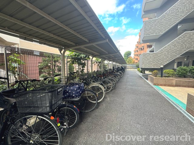 マイキャッスル三鷹Ⅱの駐輪場|【駐輪場】