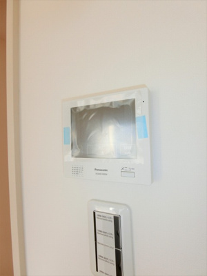 【セキュリティ】 | プラシード新町 | モニター付きインターホンです