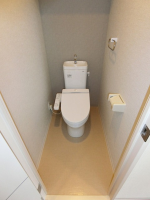 【トイレ】 | プラシード新町 | 落ち着いた色調のトイレです