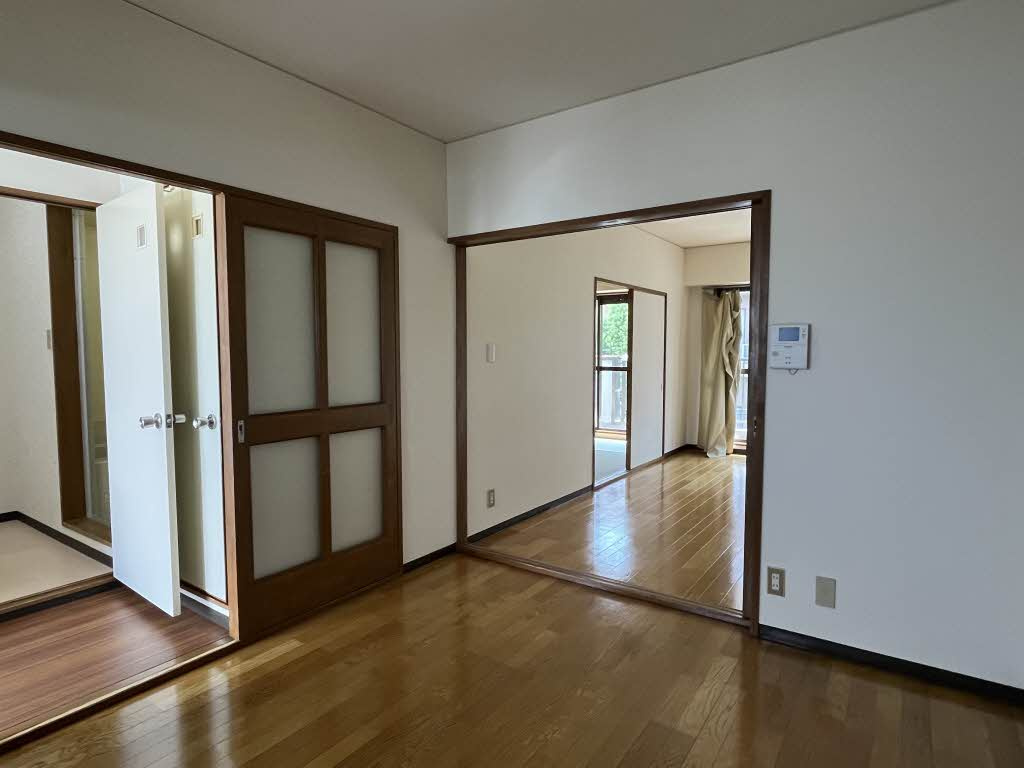 アネックス泉ヶ丘の居間・リビング