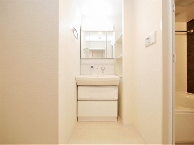 【洗面所】 | ルアナ北梅田 | 洗面所です