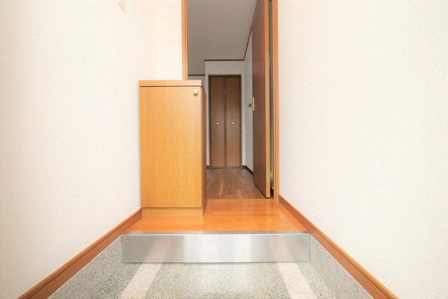 メゾンドモリタⅡの玄関