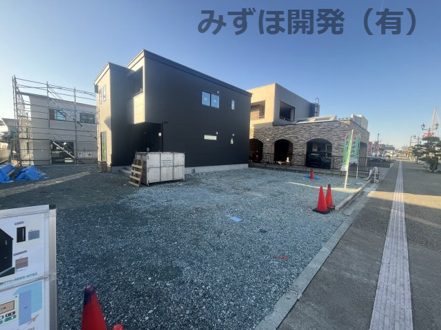 天童市老野森3-25-23　A棟の外観|11/24撮影
遣り方、始まりました！！