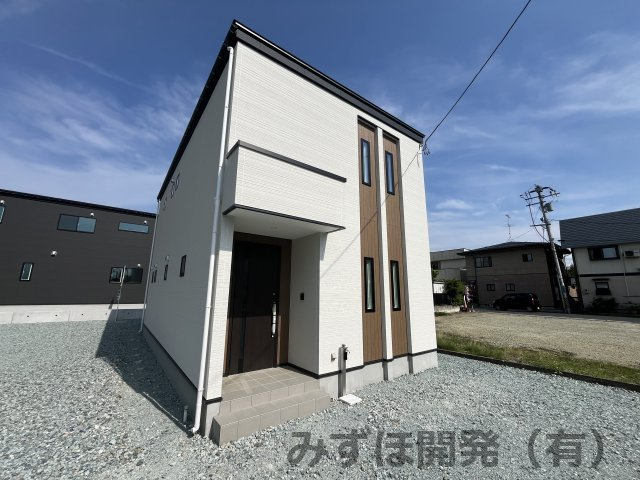 天童市老野森3丁目25-23　C棟