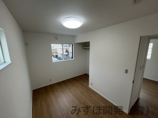 天童市老野森3丁目25-23　C棟の子供部屋|2F洋室　北　5.5帖