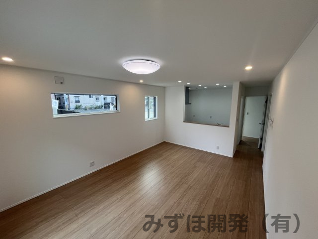 天童市老野森3丁目25-23　C棟の居間・リビング