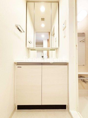 アデグランツ大須の洗面所