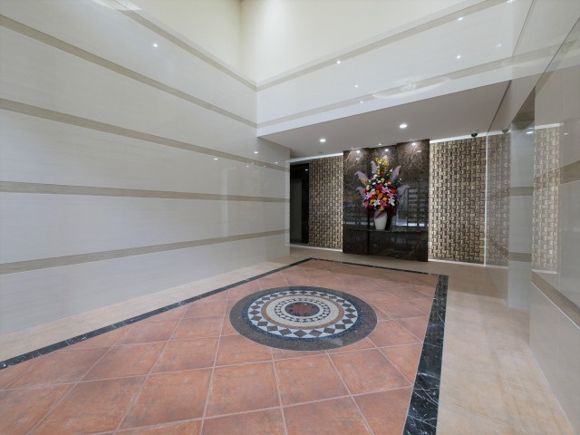 大阪市浪速区浪速西１丁目の賃貸マンションのロビー