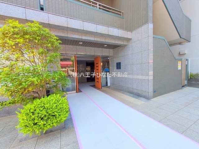 祝：成約済み　クレアメゾン八王子　八王子市　中古マンションのエントランス|～仲介手数料無料☆八王子ひなた不動産～クレアメゾン八王子