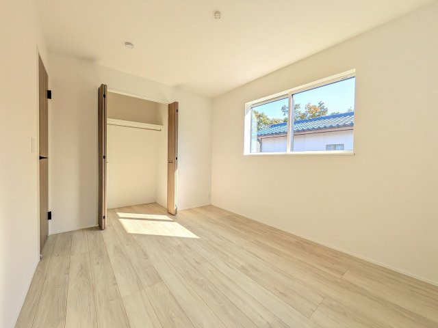 八王子市　西寺方町　新築一戸建て　２４ー１期の収納|～収納力の高いクローゼット完備～