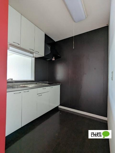 Ｒｏｓｓｏ　Ａのキッチン