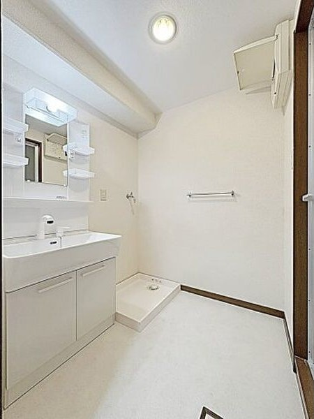 スカイコート２１の玄関