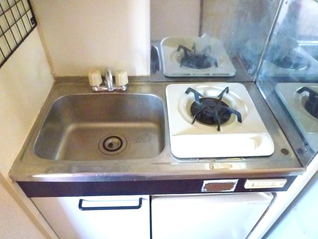 【キッチン】 | コーポ　グリーンタウン | 一口ガスコンロ付き