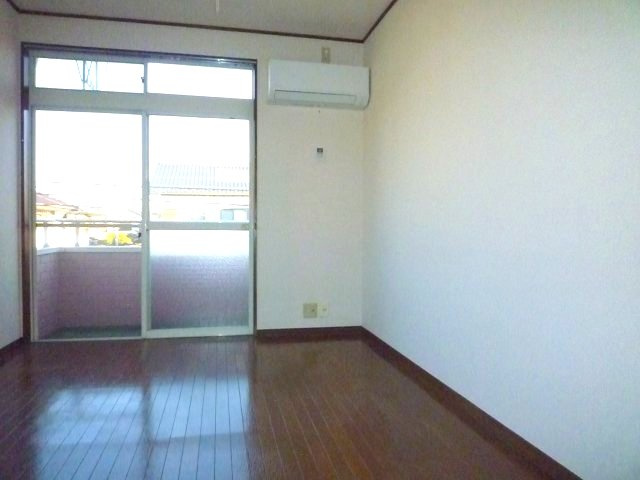 【居間・リビング】 | コーポ　グリーンタウン