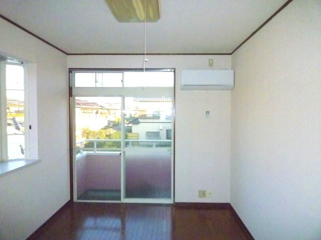 【居間・リビング】 | コーポ　グリーンタウン