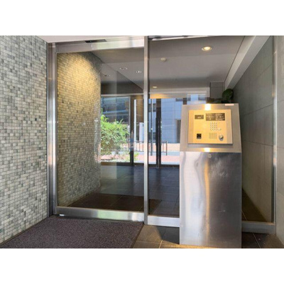 【エントランス】 | エスティメゾン東新宿