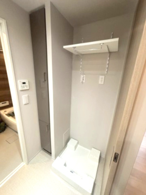 【洗面所】 | ポレスター水前寺一丁目 | 明るい洗面所です