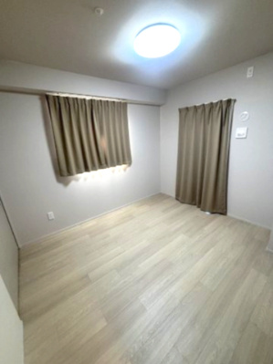 【洋室】 | ポレスター水前寺一丁目 | 個人の部屋や寝室として使える洋室です