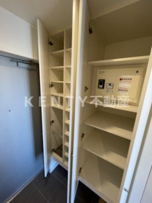 【収納】 | イプセ多摩川緑地 | 便利な収納スペースです