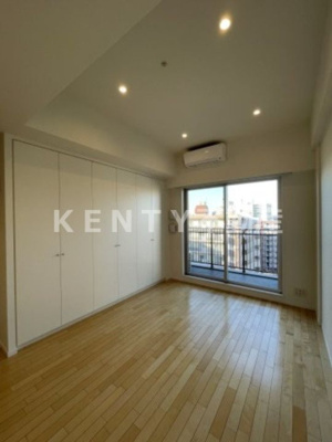 【居間・リビング】 | イプセ多摩川緑地 | ゆったりとしたリビングです