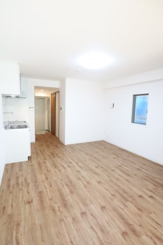大阪市都島区中野町１丁目の賃貸マンションの居間・リビング