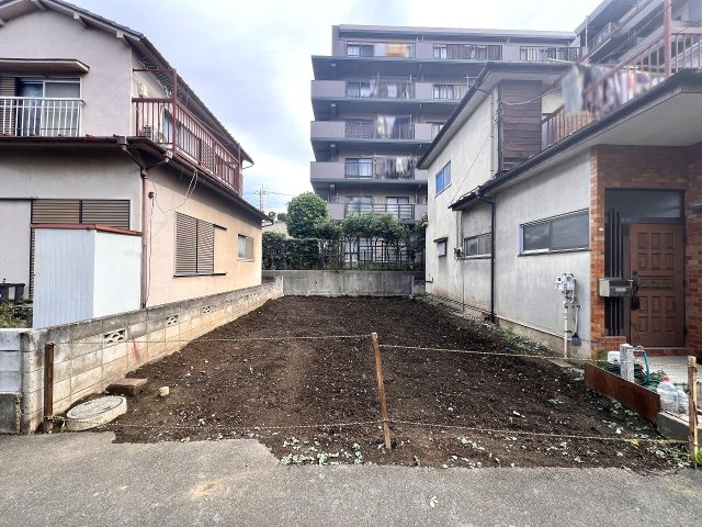 【外観】 | 和光市新倉2丁目　新築分譲住宅　全1棟（成増店） | プライバシー空間を守りやすく陽当りの良い2階リビングを採用。