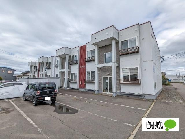 Ｒｏｓｓｏ　Ｂの外観