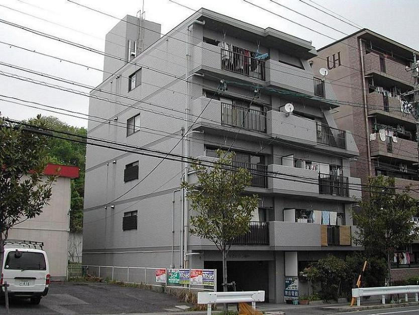 ヒルトンブルーの外観