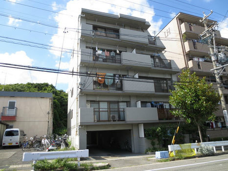 ヒルトンブルーの外観