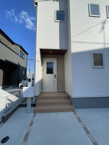 新築戸建・新築建売　いわき市平祢宜町【住宅性能評価W取得】平三小・平二中の玄関