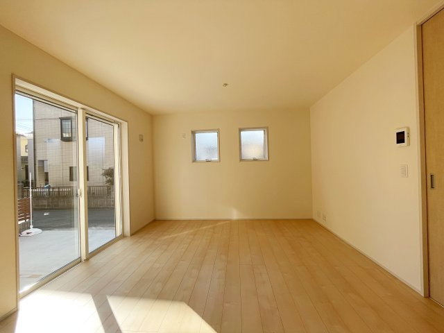 新築戸建・新築建売　いわき市平祢宜町【住宅性能評価W取得】平三小・平二中の居間・リビング