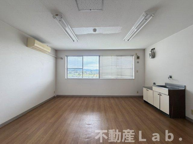  松久ビルの内装